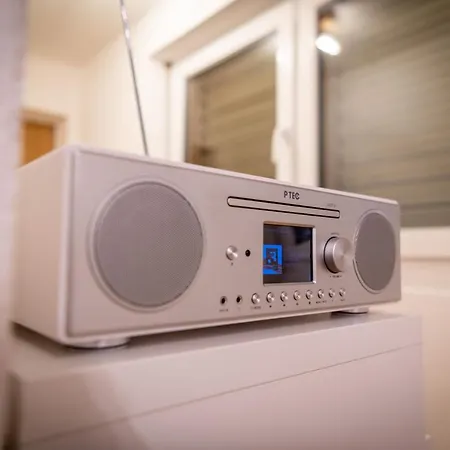 Ambassador Yellow Апартаменты *