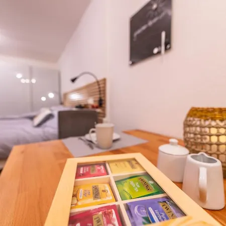 Ambassador Yellow Апартаменты