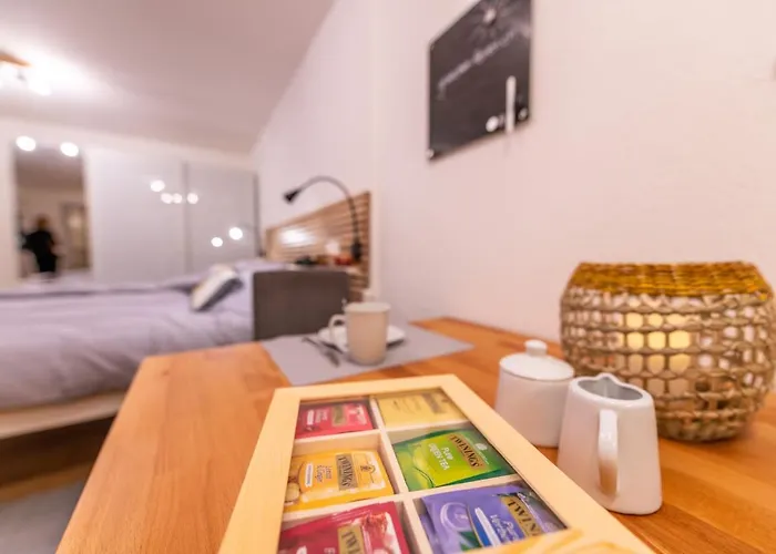 Ambassador Yellow Lägenhet