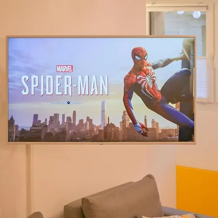 아파트 Ambassador Yellow *